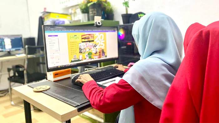 Team HGV membuat design kalendar